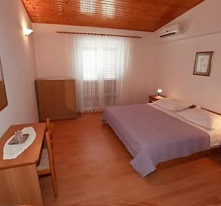 Apartman 22 Brela