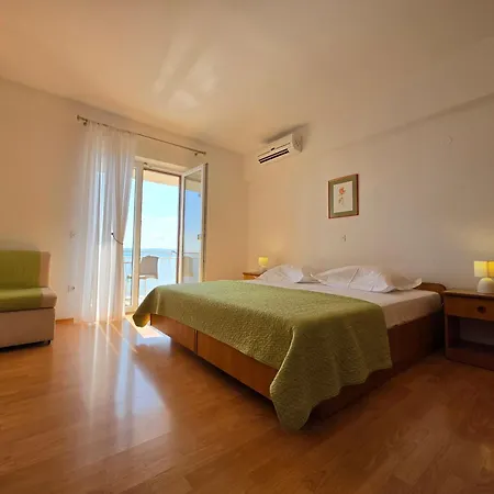 22 Apartman *