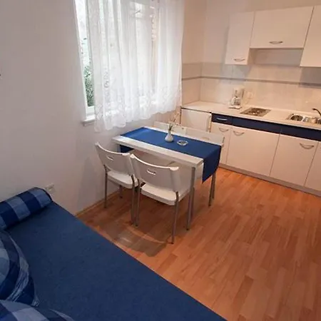 22 Apartamento Brela