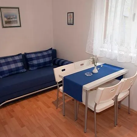 22 Apartamento Brela