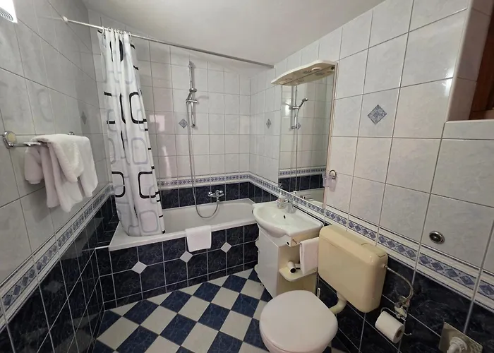 Appartement 22 *