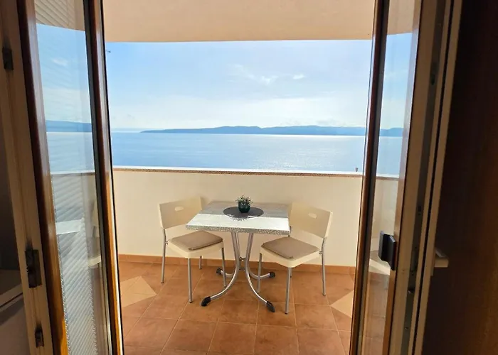 Appartement 22 *
